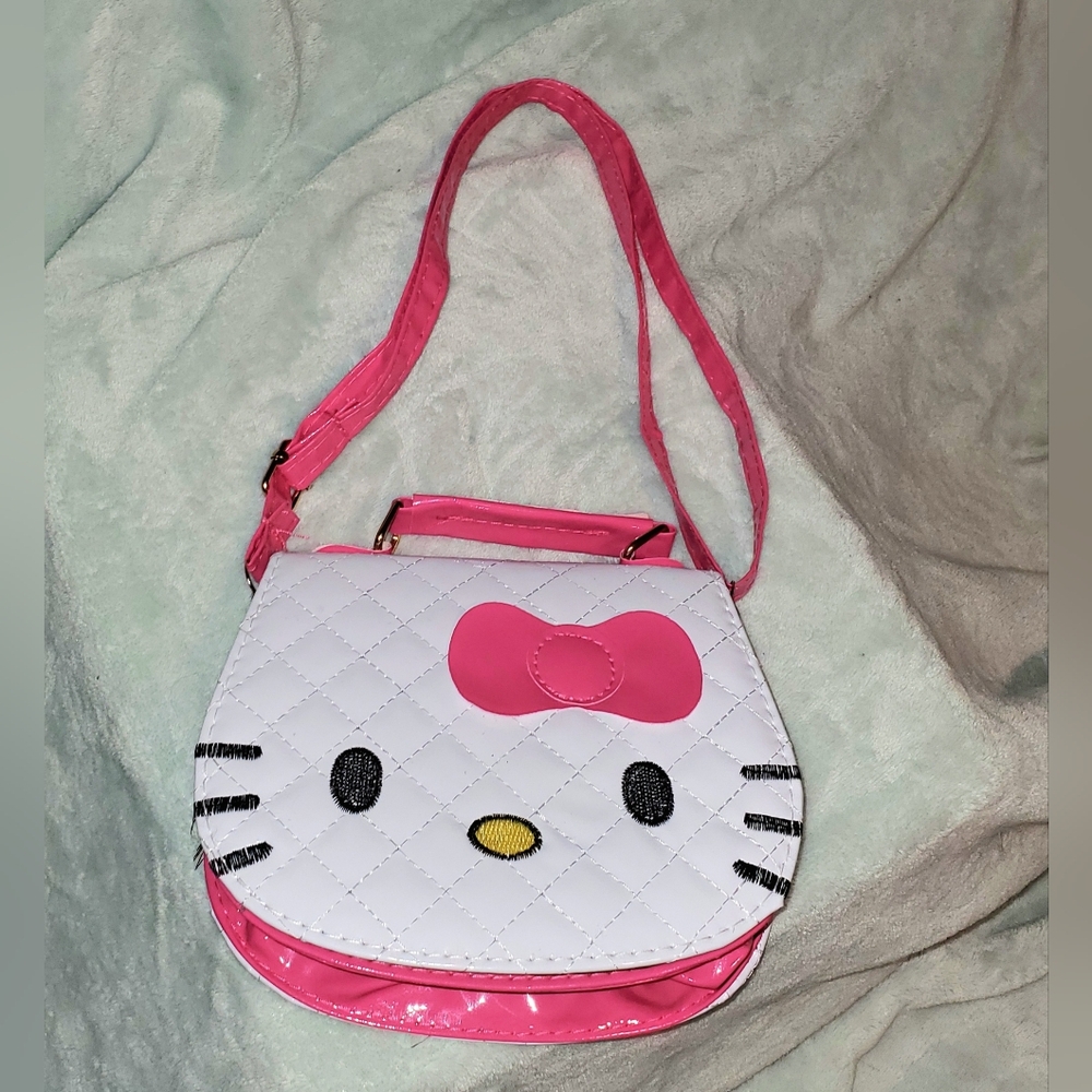 Small Hello Kitty Purse - Picture 6 of 7